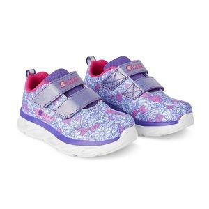 Girl Purple Sneaker Shoe Lights up by Skechers NWT